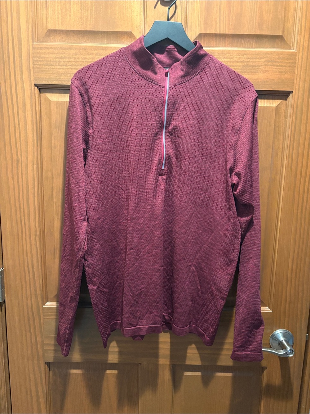 Lululemon Men’s Long Sleeve Shirt
